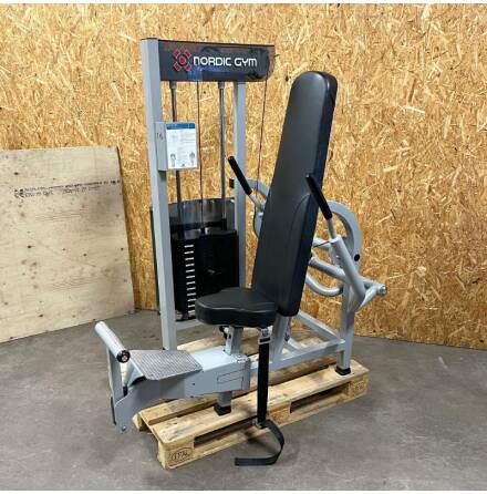 Sittande dips 120 kg, Nordic Gym 131SE